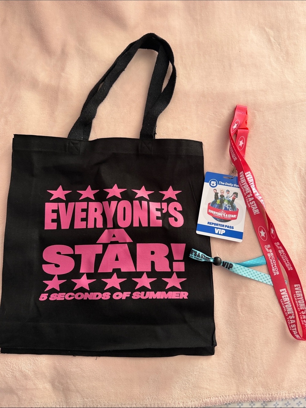 5SOS VIP items